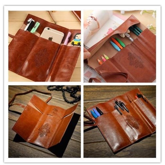 Twilight 3 fold pouch - Picture 2 of 8